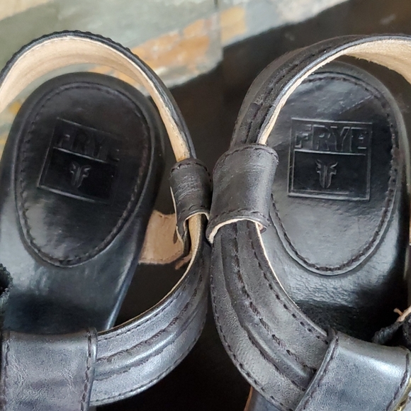 Frye sage trapunto sandals 🔥 - Picture 8 of 9